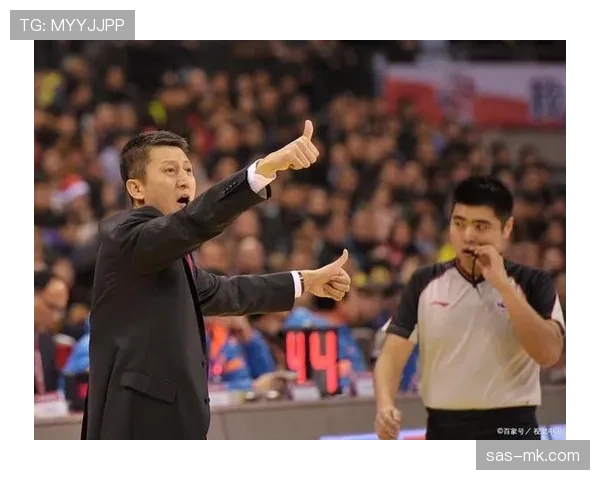 郭士强指导因个人健康原因，向广州龙狮提出暂时离队