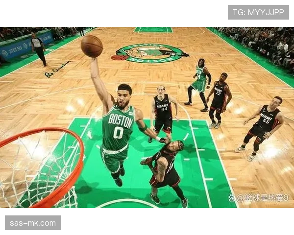 战术复盘：凯尔特人轻取尼克斯，提前锁定东部第一